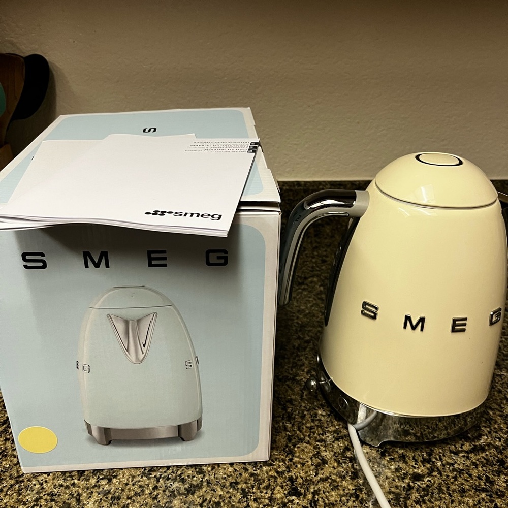 Beautiful SMEG electric kettle in cream color